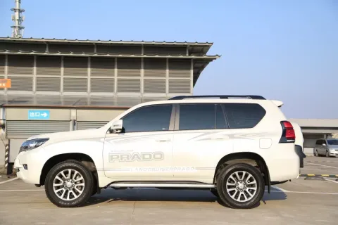 2018 Toyota Land Cruiser Prado 3.5L 280HP V6 6AT
