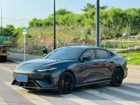 2025 ChangAn UNI-V 2.0T 245HP L4 8AT,autocango,china used car exporter,china ev exporter,chinese used car exporter,chinese used ev exporter