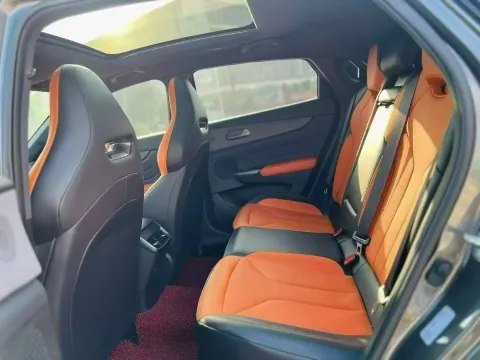 2025 ChangAn UNI-V 2.0T 245HP L4 8AT