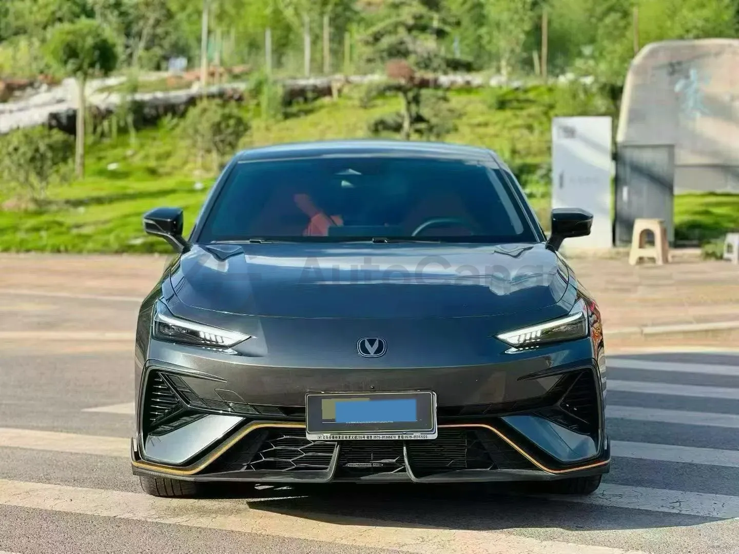 2025 ChangAn UNI-V 2.0T 245HP L4 8AT,autocango,china used car exporter,china ev exporter,chinese used car exporter,chinese used ev exporter