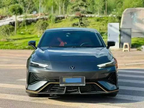 2025 ChangAn UNI-V 2.0T 245HP L4 8AT,autocango,china used car exporter,china ev exporter,chinese used car exporter,chinese used ev exporter
