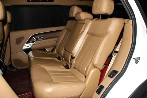 2023 Land Rover Range Rover 3.0T 400HP L6 8AT