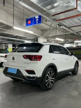 2022 Volkswagen T-Roc 1.4T 150HP L4 7DCT