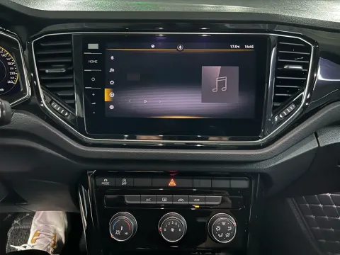 2022 Volkswagen T-Roc 1.4T 150HP L4 7DCT