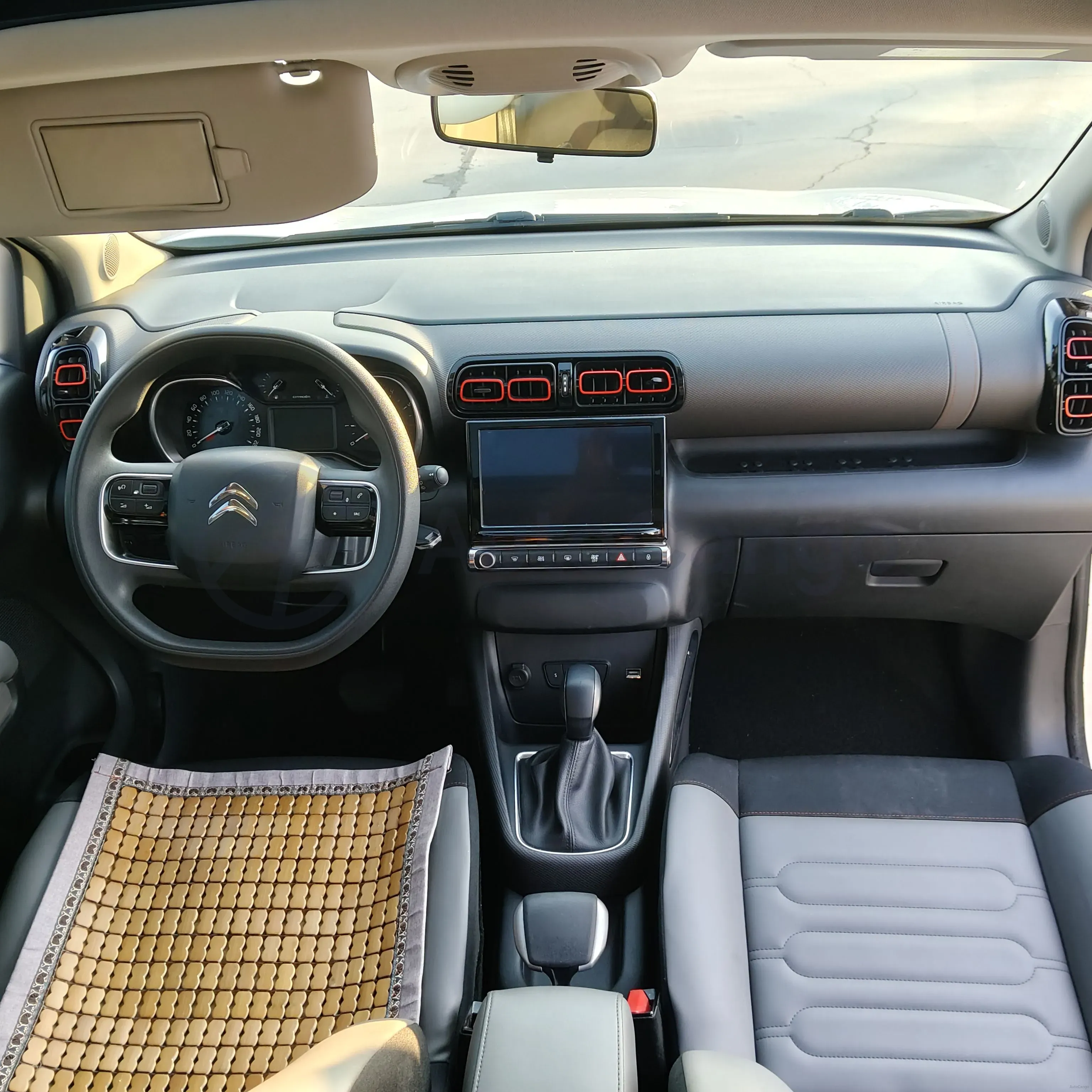 2018 Citroen C3-XR 1.2T 136HP L3 6AT,autocango,china used car exporter,china ev exporter,chinese used car exporter,chinese used ev exporter