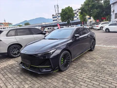 2022 CHANGAN UNI-V,autocango,china used car exporter,china ev exporter,chinese used car exporter,chinese used ev exporter