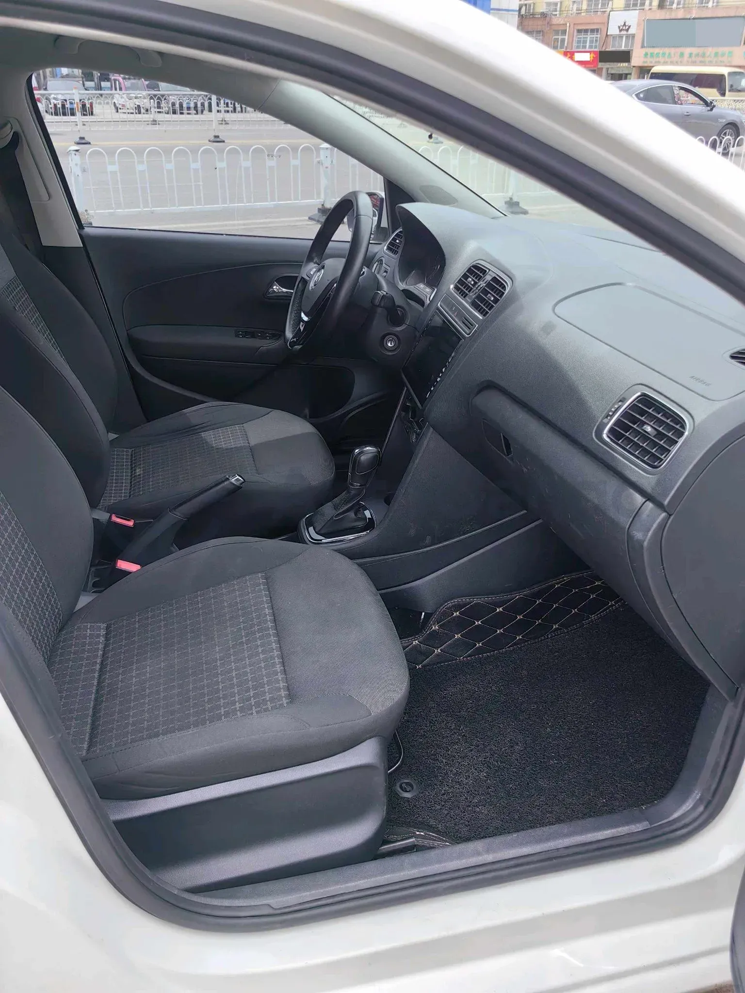 2021 DongFeng Aeolus AX7 1.6T 170HP L4 6AT,autocango,china used car exporter,china ev exporter,chinese used car exporter,chinese used ev exporter