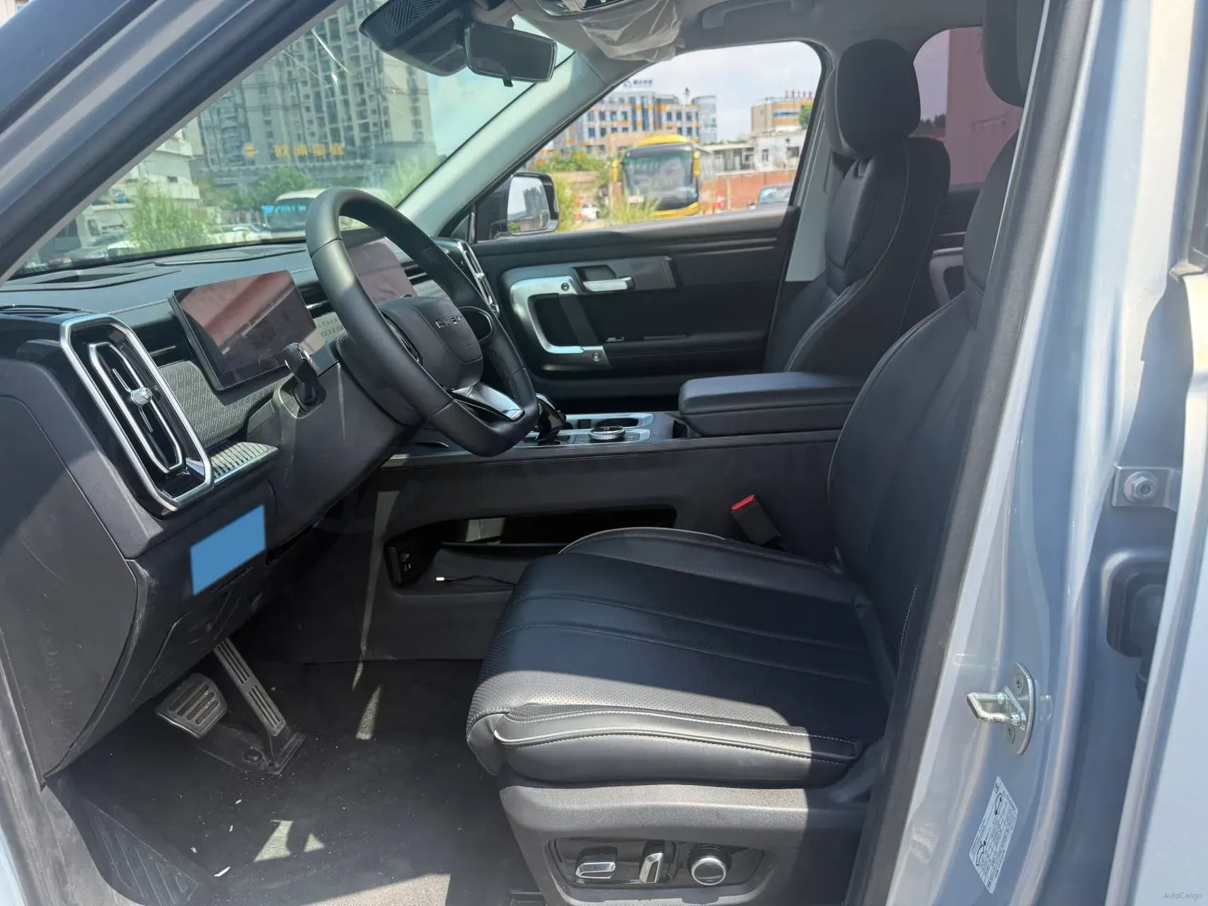 2023 Chery Exploration 06 1.6T 197HP L4 7DCT,autocango,china used car exporter,china ev exporter,chinese used car exporter,chinese used ev exporter