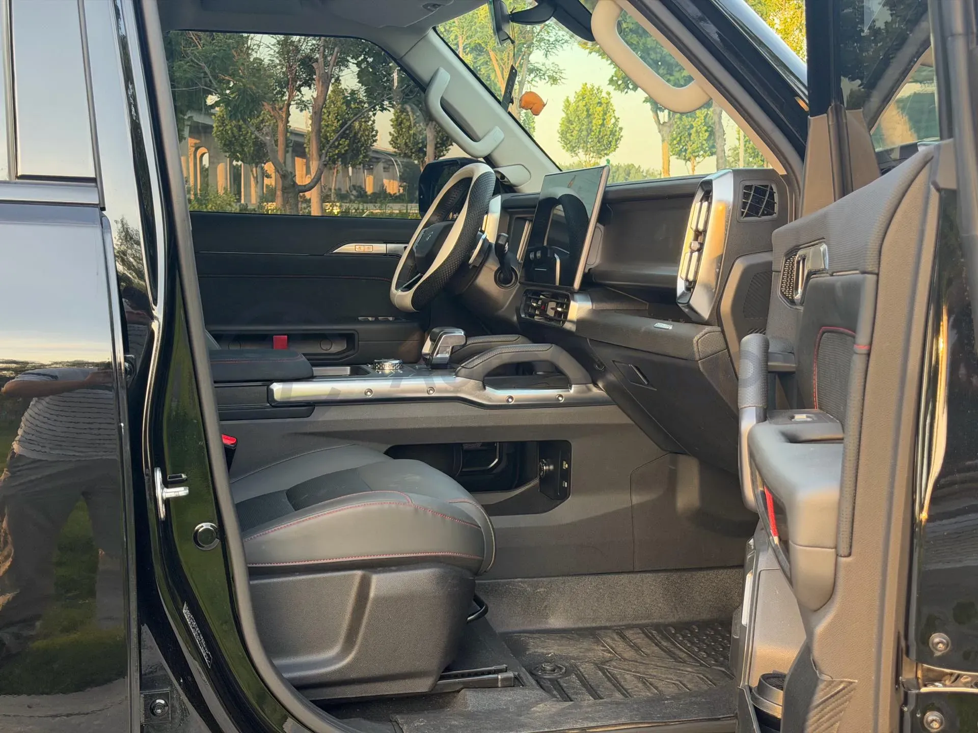 2023 Jetour Traveller 1.5T 184HP L4 7DCT,autocango,china used car exporter,china ev exporter,chinese used car exporter,chinese used ev exporter