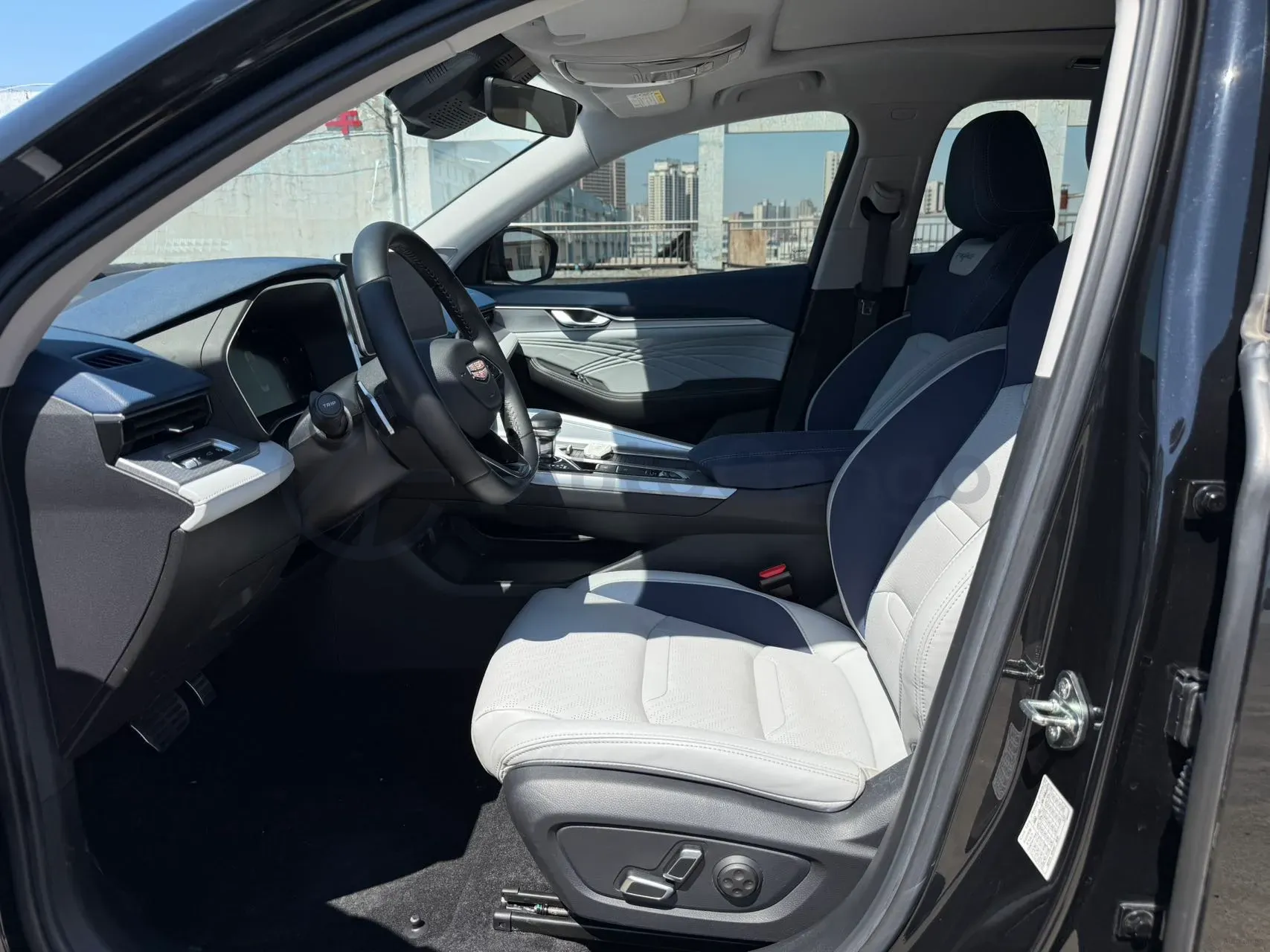 2023 Geely Preface 2.0T 190HP L4 7DCT,autocango,china used car exporter,china ev exporter,chinese used car exporter,chinese used ev exporter