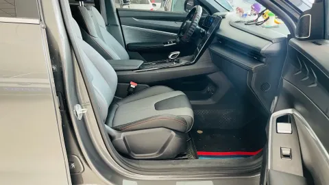 2023 Geely Azkarra 1.5T 181HP L4 7DCT