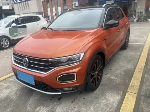 2019 VOLKSWAGEN T-ROC,autocango,china used car exporter,china ev exporter,chinese used car exporter,chinese used ev exporter