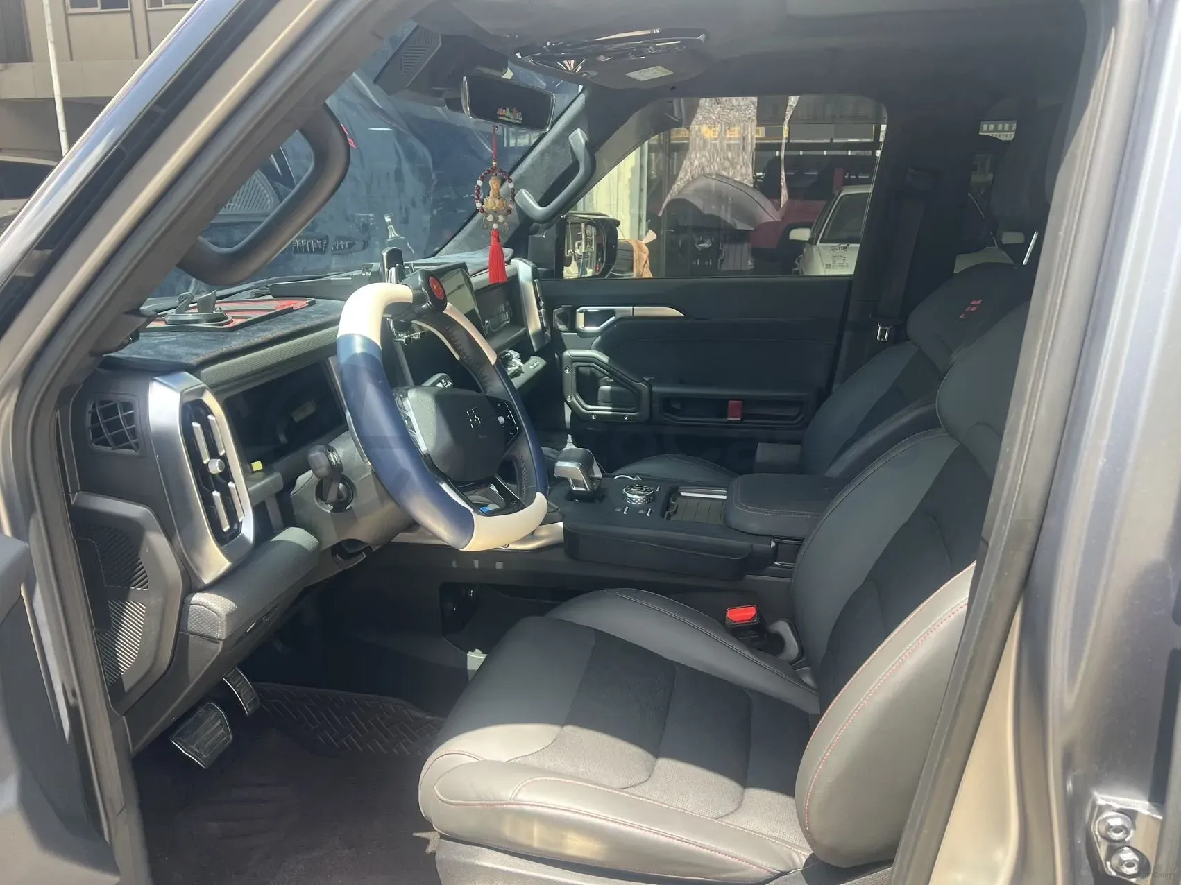 2023 Jetour Traveller 2.0T 254HP L4 7DCT,autocango,china used car exporter,china ev exporter,chinese used car exporter,chinese used ev exporter