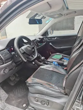 2019 Chevrolet Equinox 2.0T 260HP L4 9AT,autocango,china used car exporter,china ev exporter,chinese used car exporter,chinese used ev exporter