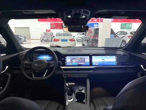 2024 Geely Monjaro 2.0T 238HP L4 8AT