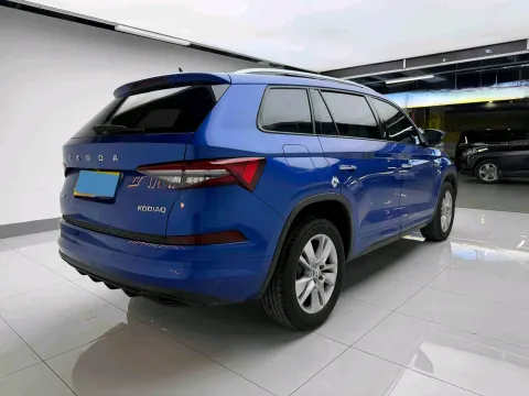 2024 Skoda Kodiak 2.0T 186HP L4 7DCT,autocango,china used car exporter,china ev exporter,chinese used car exporter,chinese used ev exporter