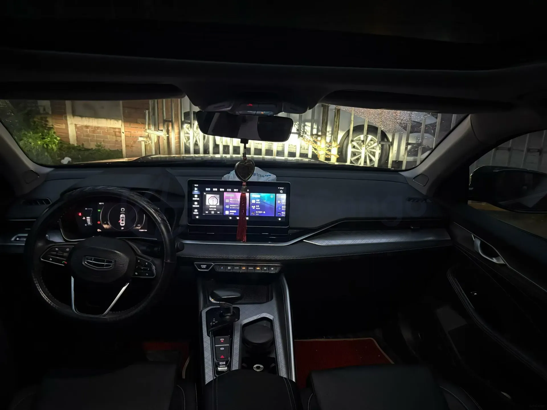 2021 Geely Preface 2.0T 190HP L4 7DCT,autocango,china used car exporter,china ev exporter,chinese used car exporter,chinese used ev exporter