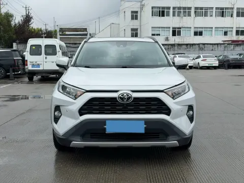 2022 Toyota RAV4 2.0L 171HP L4 CVT