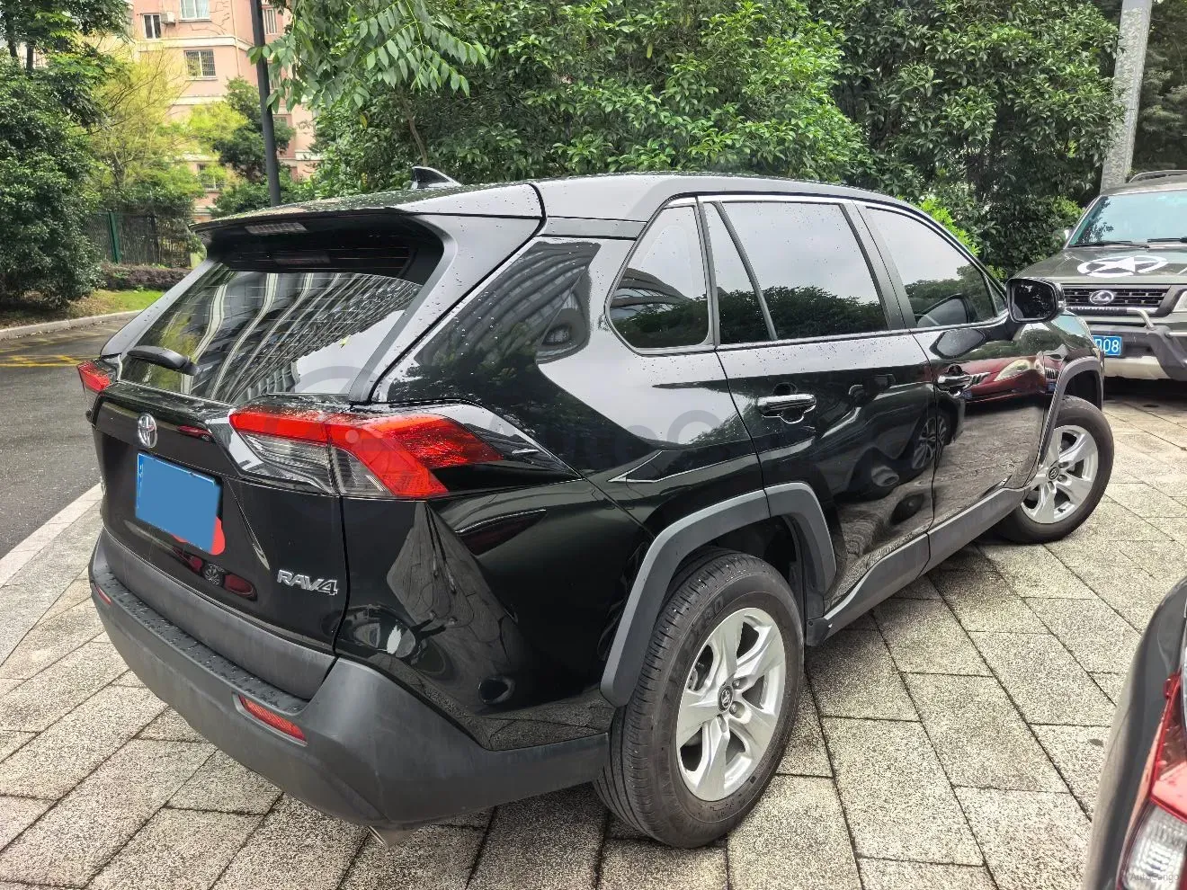 2024 Toyota RAV4 2.0L 171HP L4 CVT,autocango,china used car exporter,china ev exporter,chinese used car exporter,chinese used ev exporter