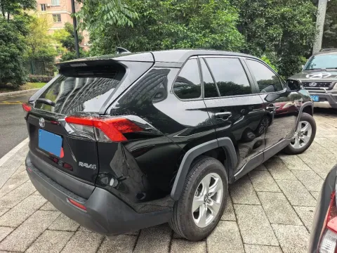 2024 Toyota RAV4 2.0L 171HP L4 CVT