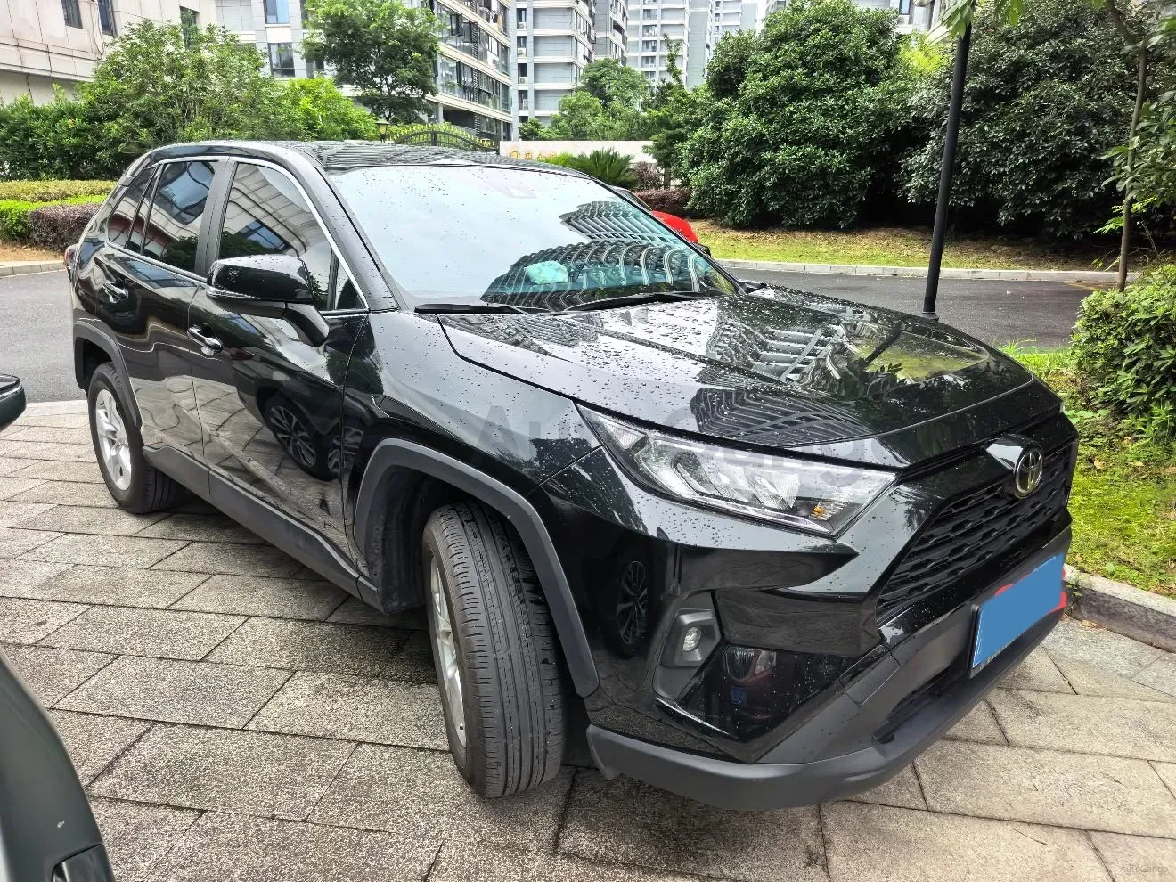 2024 Toyota RAV4 2.0L 171HP L4 CVT,autocango,china used car exporter,china ev exporter,chinese used car exporter,chinese used ev exporter