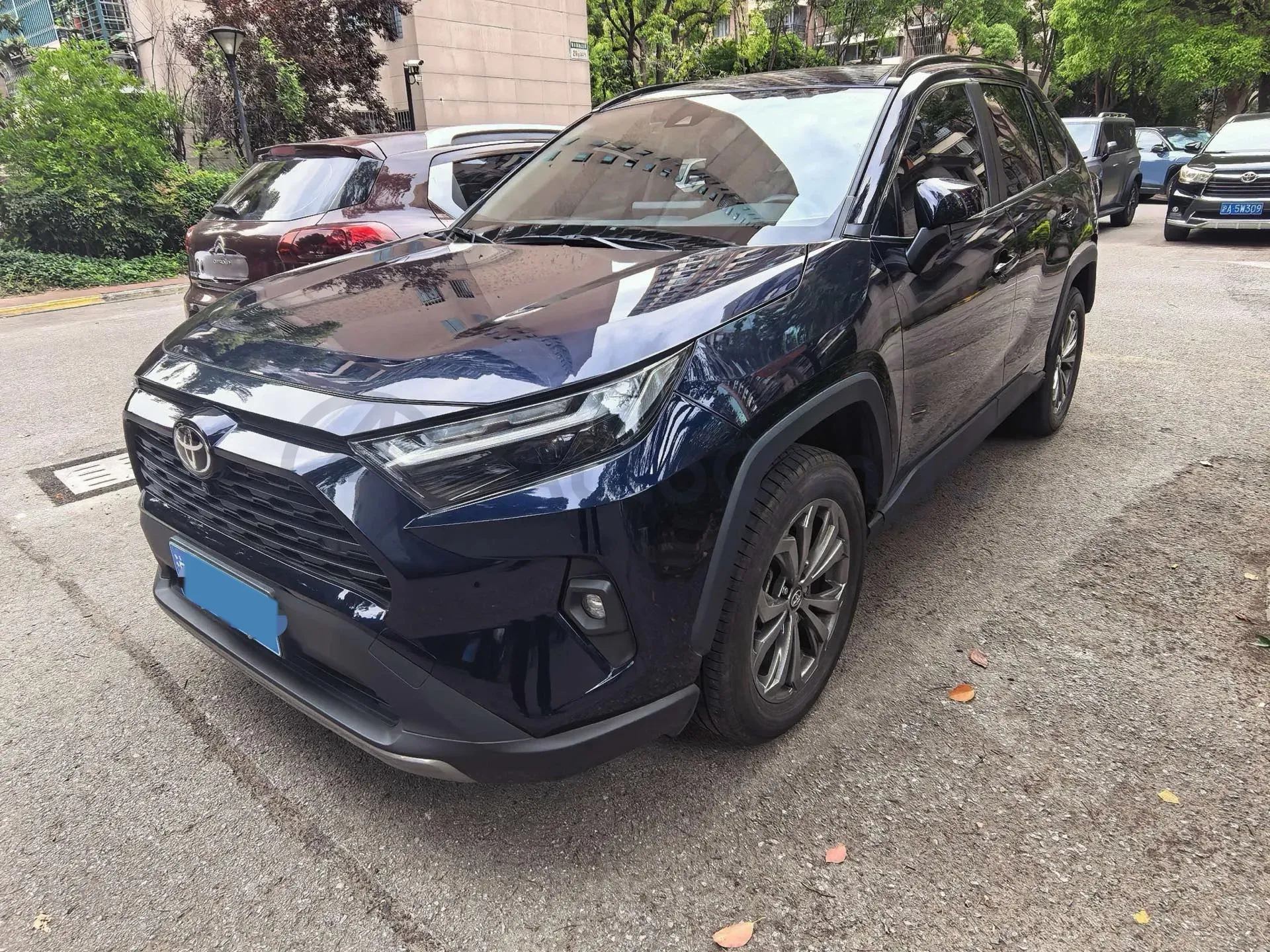 2023 Toyota RAV4 2.0L 171HP L4 CVT,autocango,china used car exporter,china ev exporter,chinese used car exporter,chinese used ev exporter