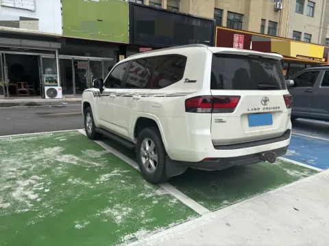 2021 BMW X7 3.0T 340HP L6 8AT