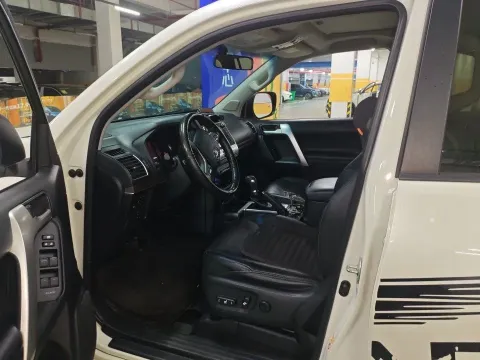 2019 Toyota Land Cruiser Prado 3.5L 280HP V6 6AT,autocango,china used car exporter,china ev exporter,chinese used car exporter,chinese used ev exporter