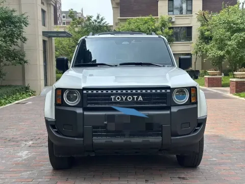 2024 Toyota Land Cruiser Prado 2.4T 282HP L4 8AT Hybrid,autocango,china used car exporter,china ev exporter,chinese used car exporter,chinese used ev exporter