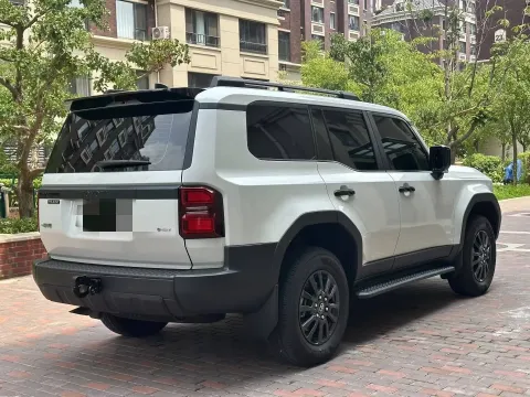 2024 Toyota Land Cruiser Prado 2.4T 282HP L4 8AT Hybrid,autocango,china used car exporter,china ev exporter,chinese used car exporter,chinese used ev exporter