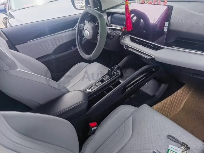 2025 Geely Coolray 1.5T 181HP L4 7DCT,autocango,china used car exporter,china ev exporter,chinese used car exporter,chinese used ev exporter