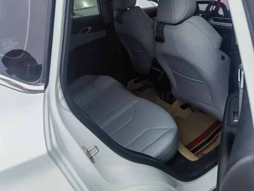 2025 Geely Coolray 1.5T 181HP L4 7DCT,autocango,china used car exporter,china ev exporter,chinese used car exporter,chinese used ev exporter