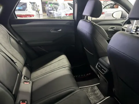 2025 BYD QinL BEV