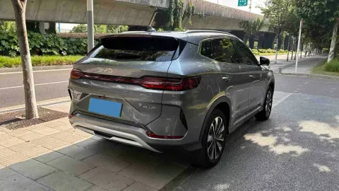 2025 BYD Song Plus 1.5L 101HP L4 E-CVT PHEV 18.3KWH