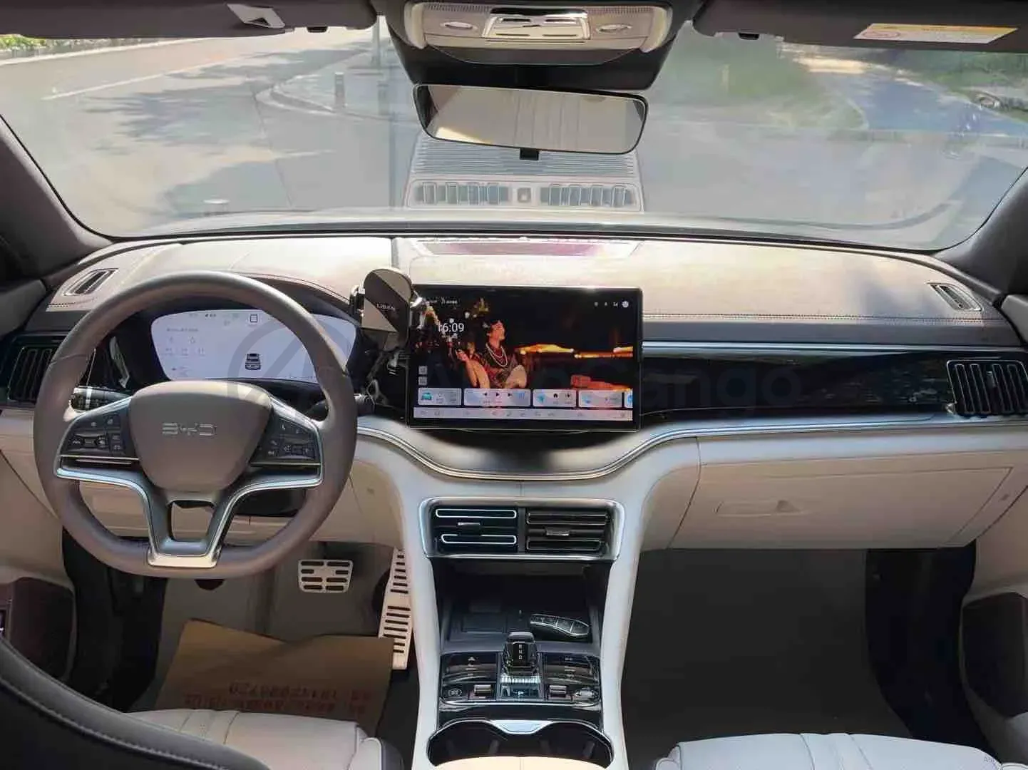 2025 BYD Song Plus 1.5L 101HP L4 E-CVT PHEV 18.3KWH,autocango,china used car exporter,china ev exporter,chinese used car exporter,chinese used ev exporter