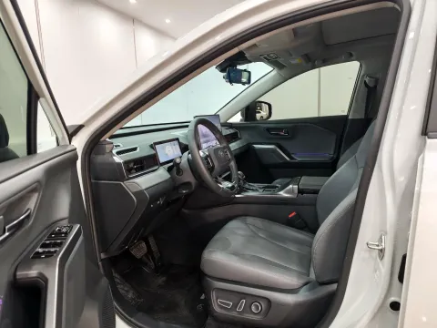 2026 Toyota RAV4 2.0L 171HP L4 CVT,autocango,china used car exporter,china ev exporter,chinese used car exporter,chinese used ev exporter