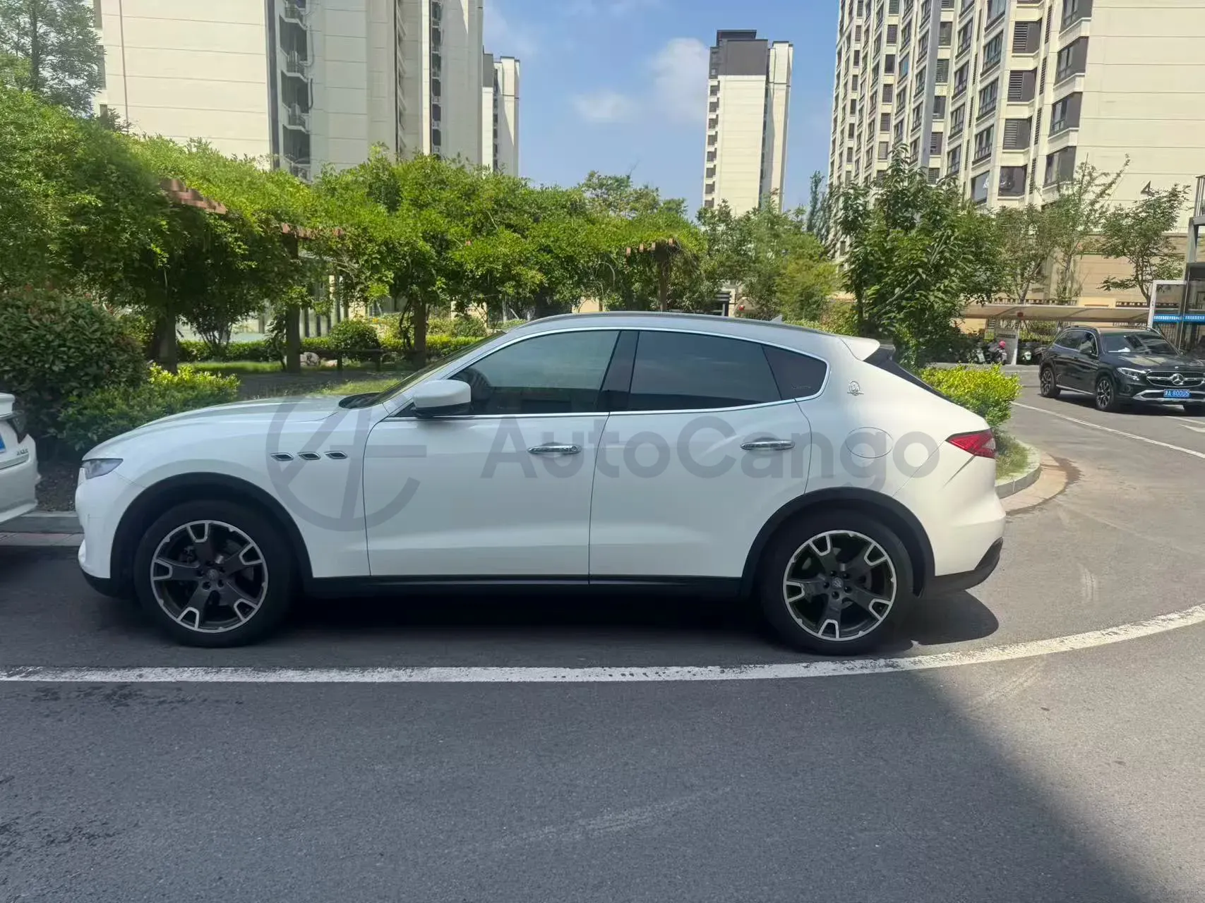 2018 Maserati Levante 3.0T 350HP V6 8AT,autocango,china used car exporter,china ev exporter,chinese used car exporter,chinese used ev exporter