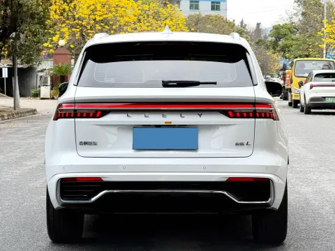 2024 Geely Monjaro 2.0T 218HP L4 7DCT
