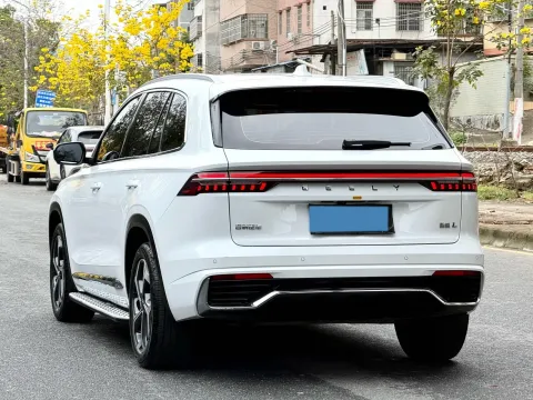 2024 Geely Monjaro 2.0T 218HP L4 7DCT