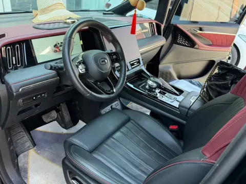 2024 GAC Trumpchi M8 2.0T 190HP L4 2DHT Hybrid