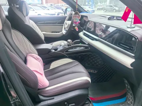 2021 Geely Monjaro 2.0T 218HP L4 7DCT
