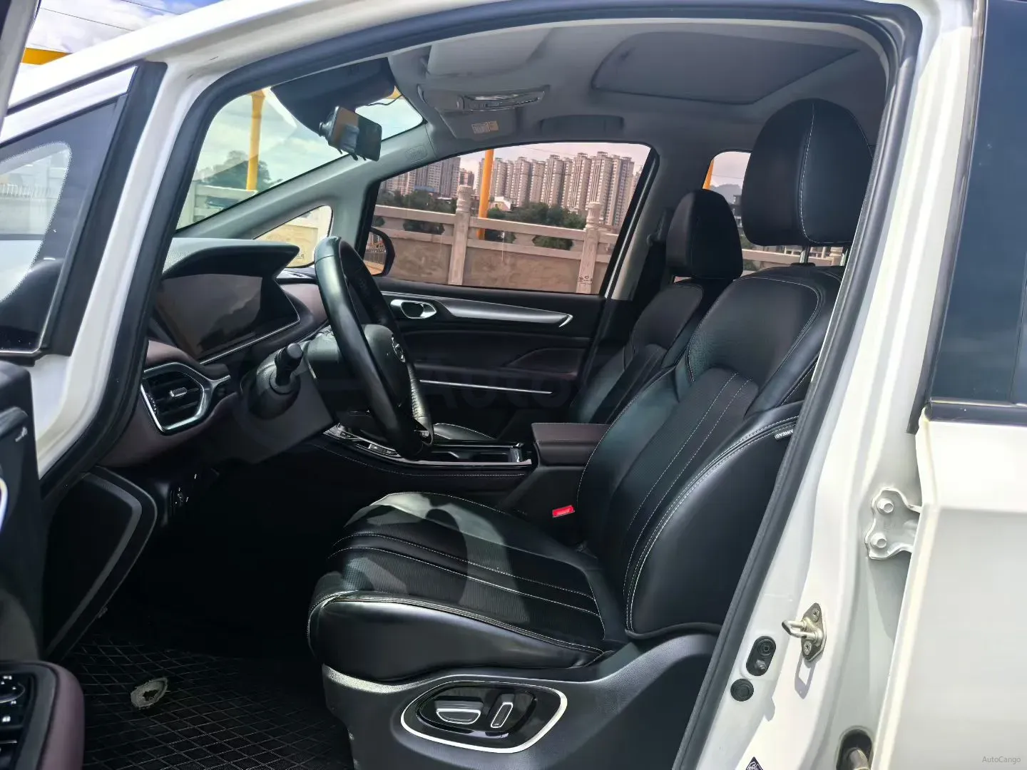 2023 GAC Trumpchi M6 1.5T 177HP L4 7DCT,autocango,china used car exporter,china ev exporter,chinese used car exporter,chinese used ev exporter