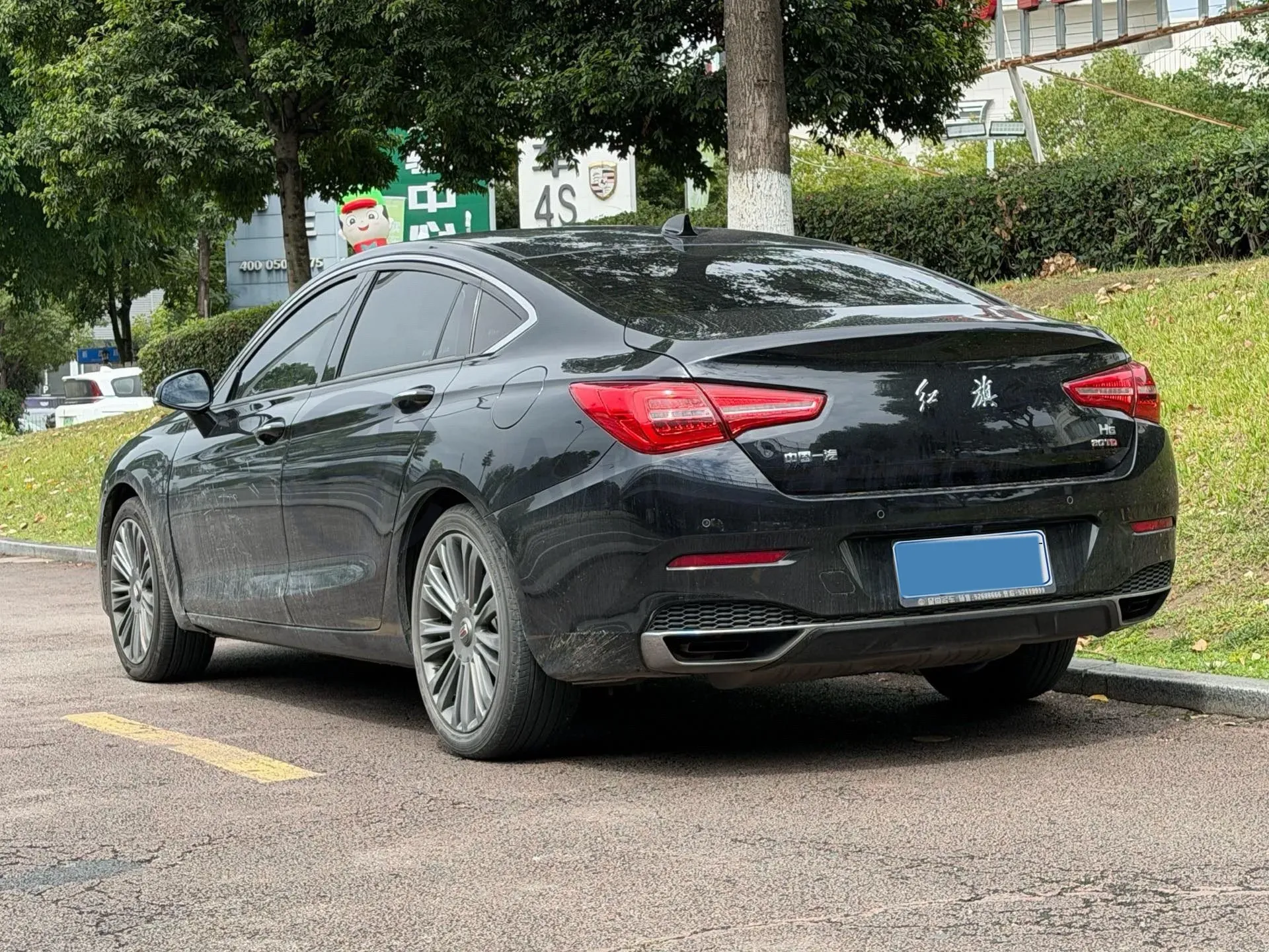 2020 HongQi H5 1.5T 169HP L4 7DCT,autocango,china used car exporter,china ev exporter,chinese used car exporter,chinese used ev exporter
