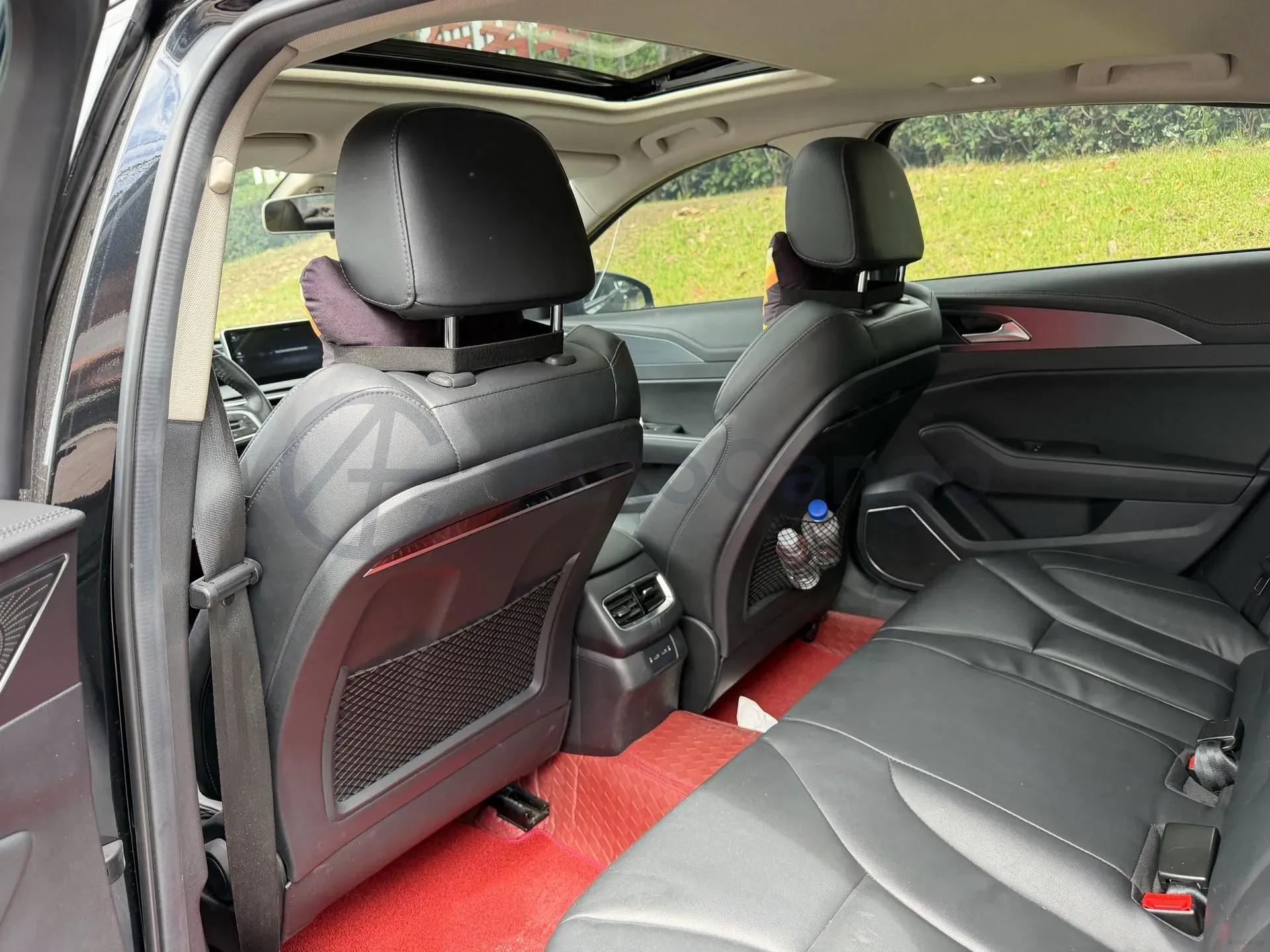 2020 HongQi H5 1.5T 169HP L4 7DCT,autocango,china used car exporter,china ev exporter,chinese used car exporter,chinese used ev exporter