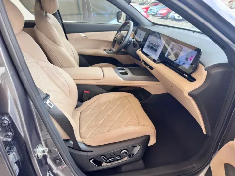2025 ChangAn CS75 Plus 1.5T 192HP L4 8AT