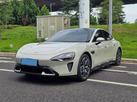 2024 MI SU7,autocango,china used car exporter,china ev exporter,chinese used car exporter,chinese used ev exporter