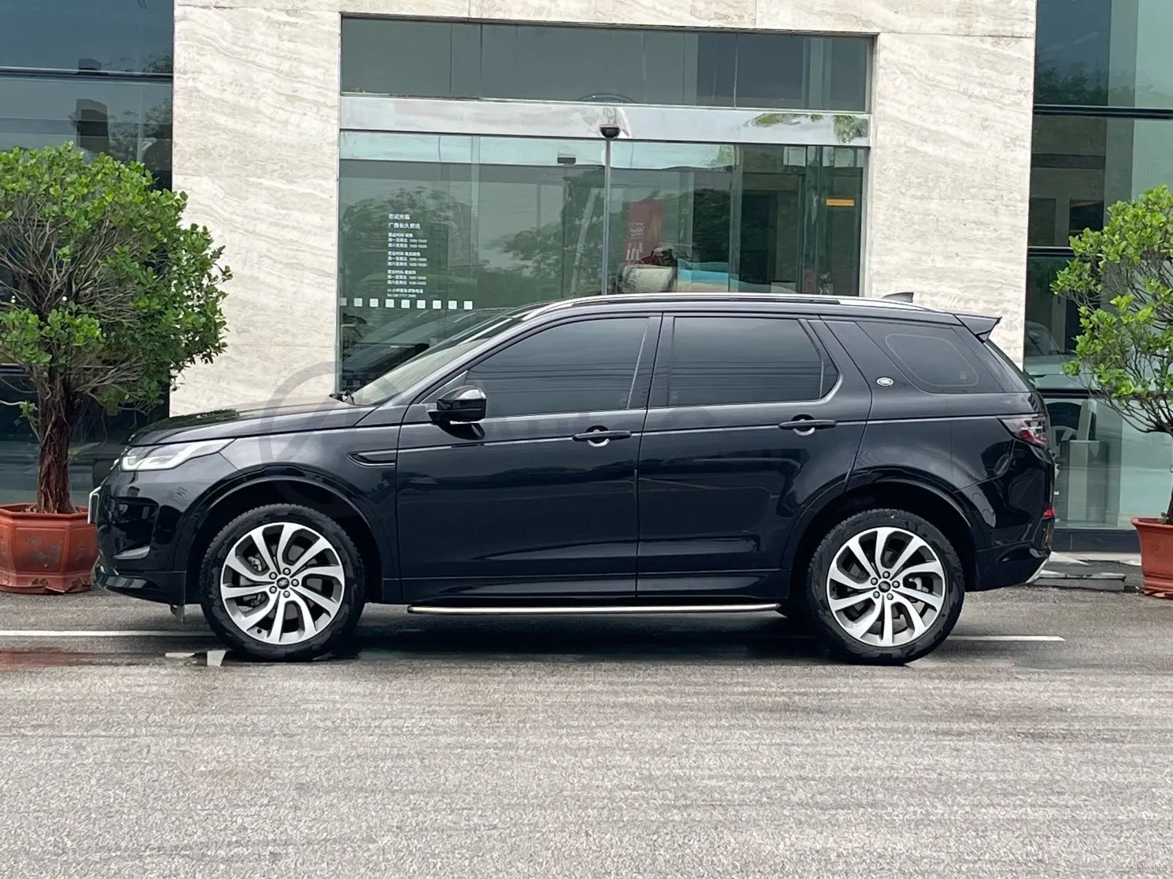 2022 Land Rover Discovery Sport 2.0T 249HP L4 9AT,autocango,china used car exporter,china ev exporter,chinese used car exporter,chinese used ev exporter