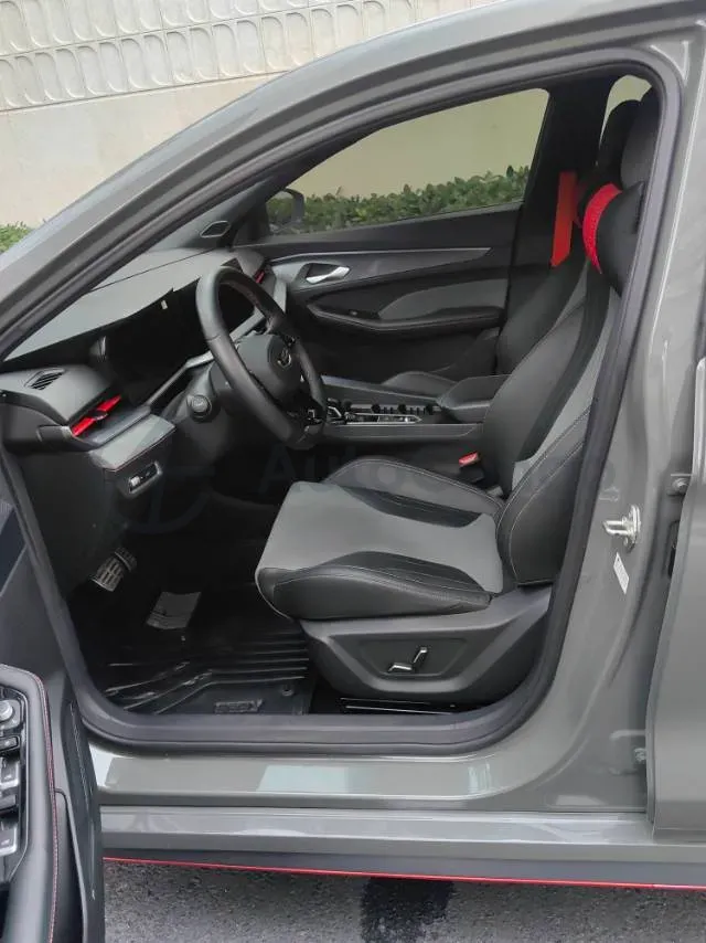 2022 Geely Binray 1.5T 181HP L4 7DCT,autocango,china used car exporter,china ev exporter,chinese used car exporter,chinese used ev exporter