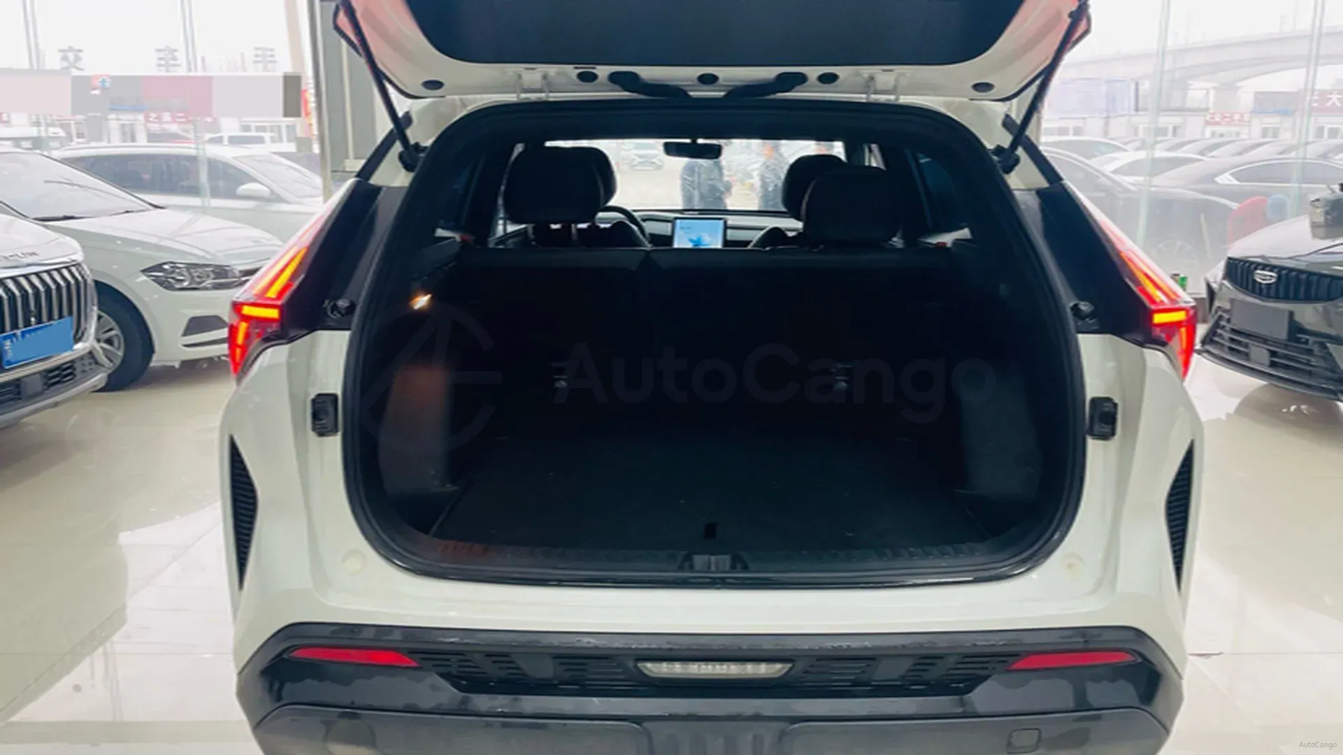 2024 Geely Azkarra 1.5T 181HP L4 7DCT,autocango,china used car exporter,china ev exporter,chinese used car exporter,chinese used ev exporter