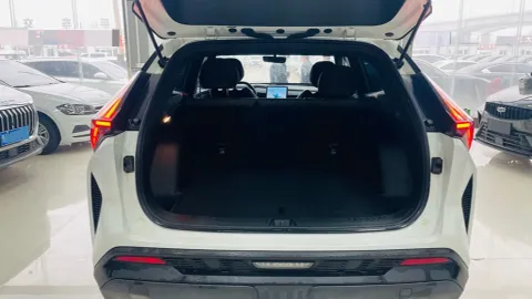 2024 Geely Azkarra 1.5T 181HP L4 7DCT